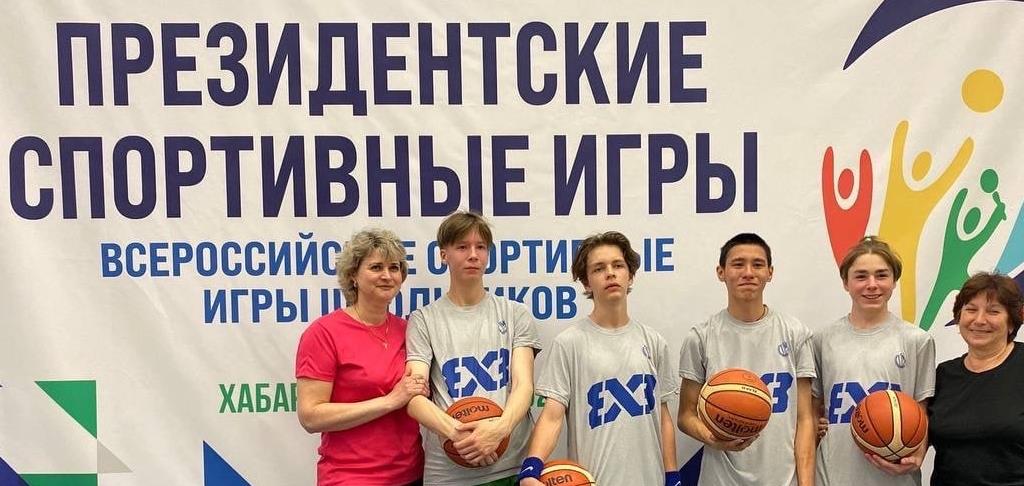 В рамках этапа Всероссийских спортивных игр школьников «Президентские спортивные игры» 7 мая прошли соревнования по баскетболу 3х3.